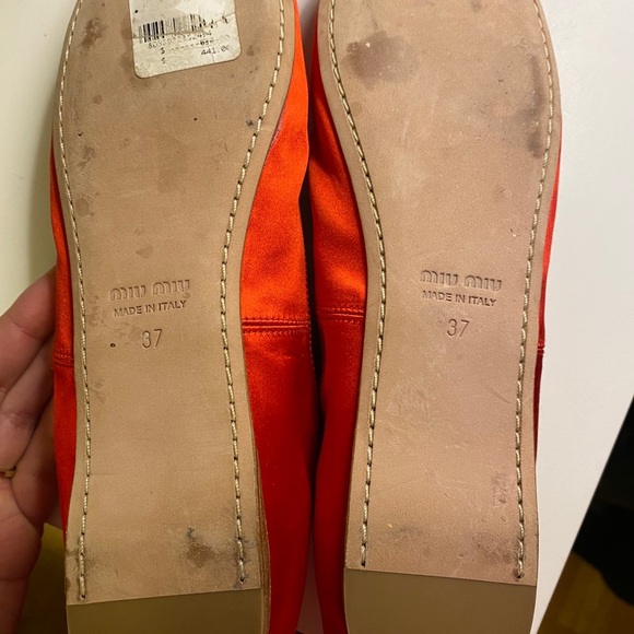 Miu Miu red satin ballet flats - Picture 3 of 3